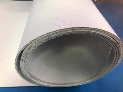 電氣化自動設(shè)備是怎樣使用耐高溫輸送帶的？